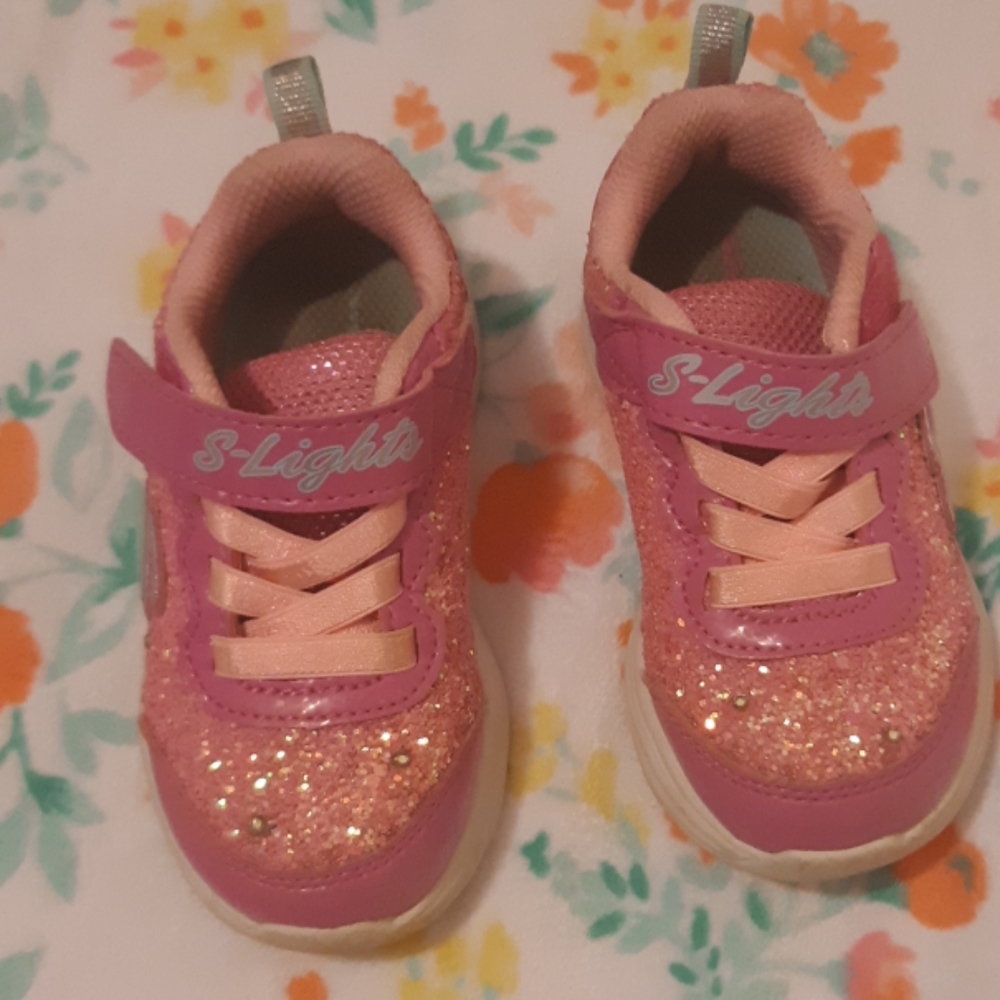 Sketchers a lights toddler sneakers, good conditio